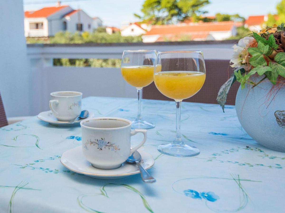 Apartments In House Liveric, In Vir At The Beach Екстериор снимка